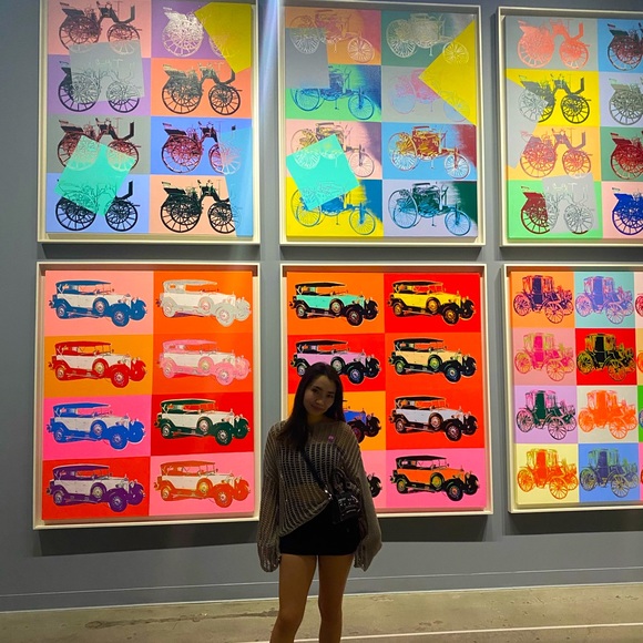 Meet your Posher, Nura - Picture 1 of 1